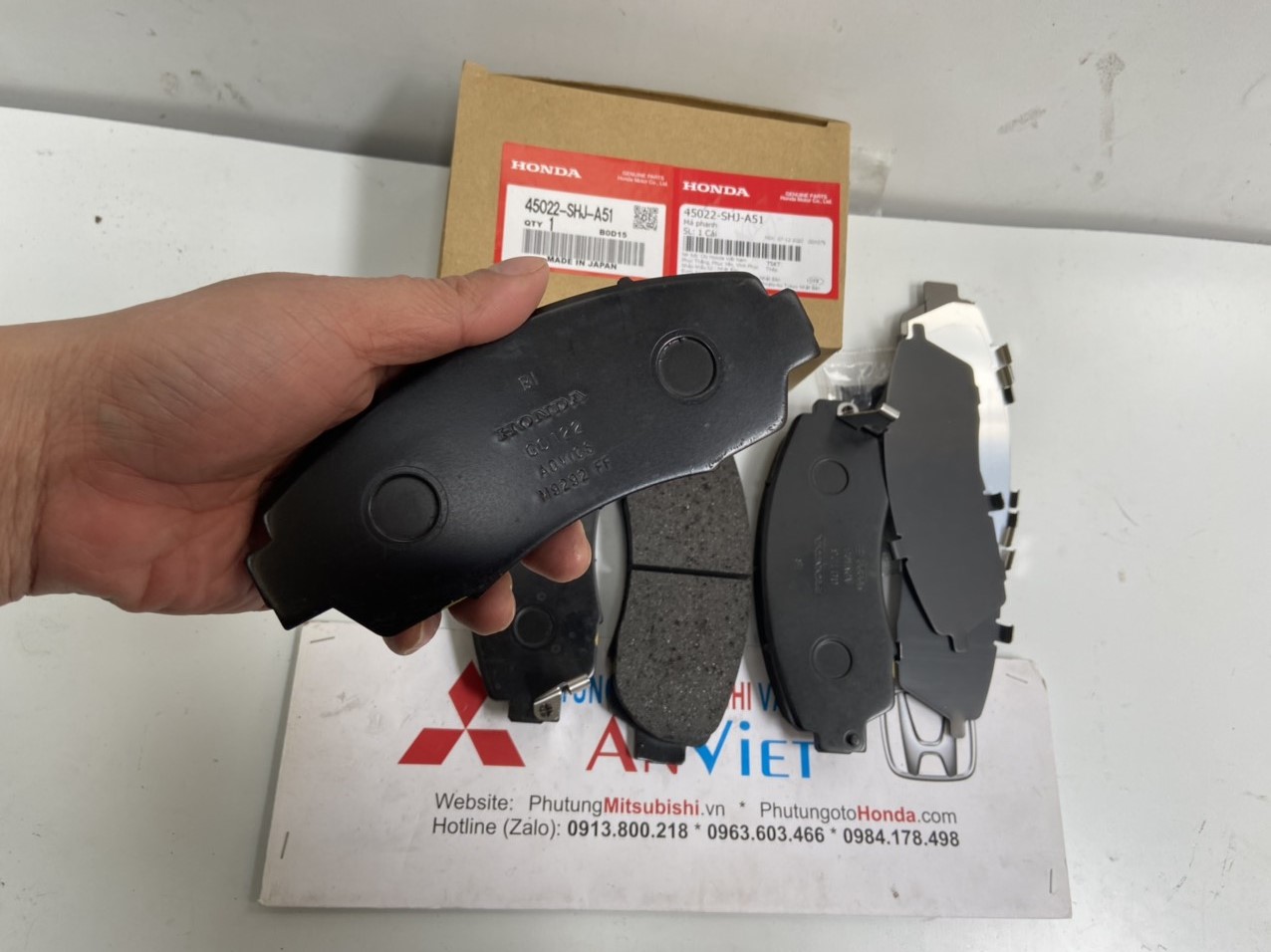 Má phanh trước xe Honda CRV